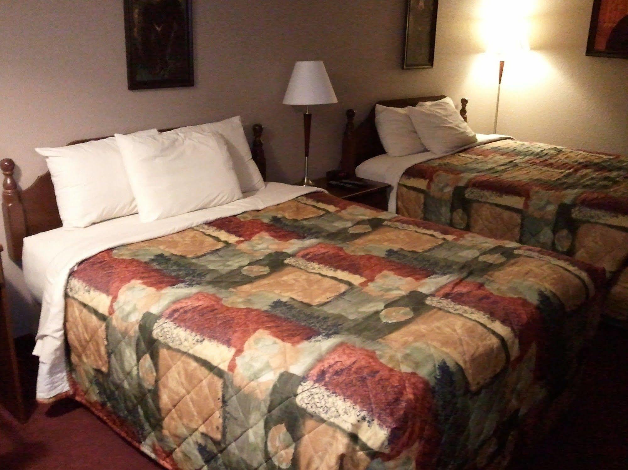 Totem Hotel And Suites Valdez Esterno foto