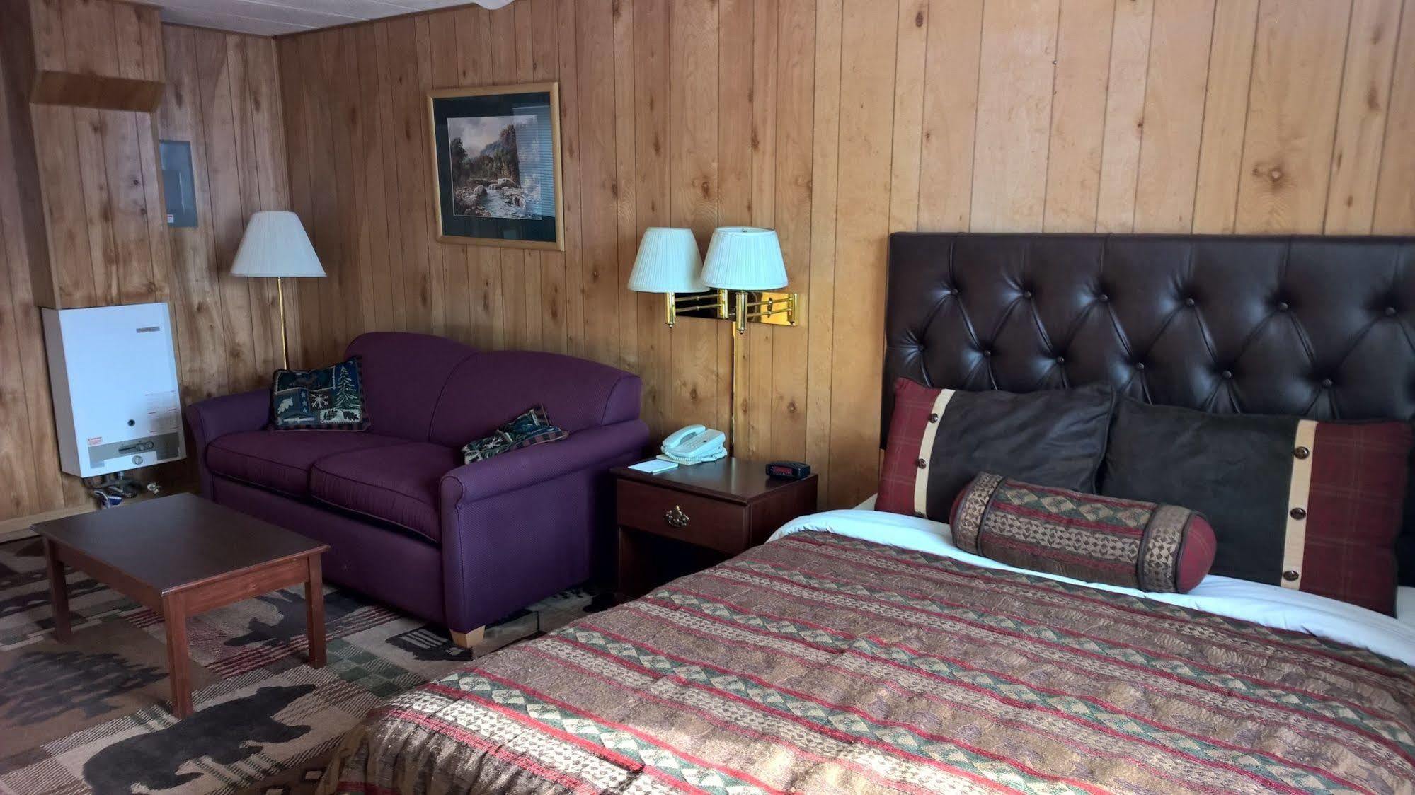 Totem Hotel And Suites Valdez Esterno foto